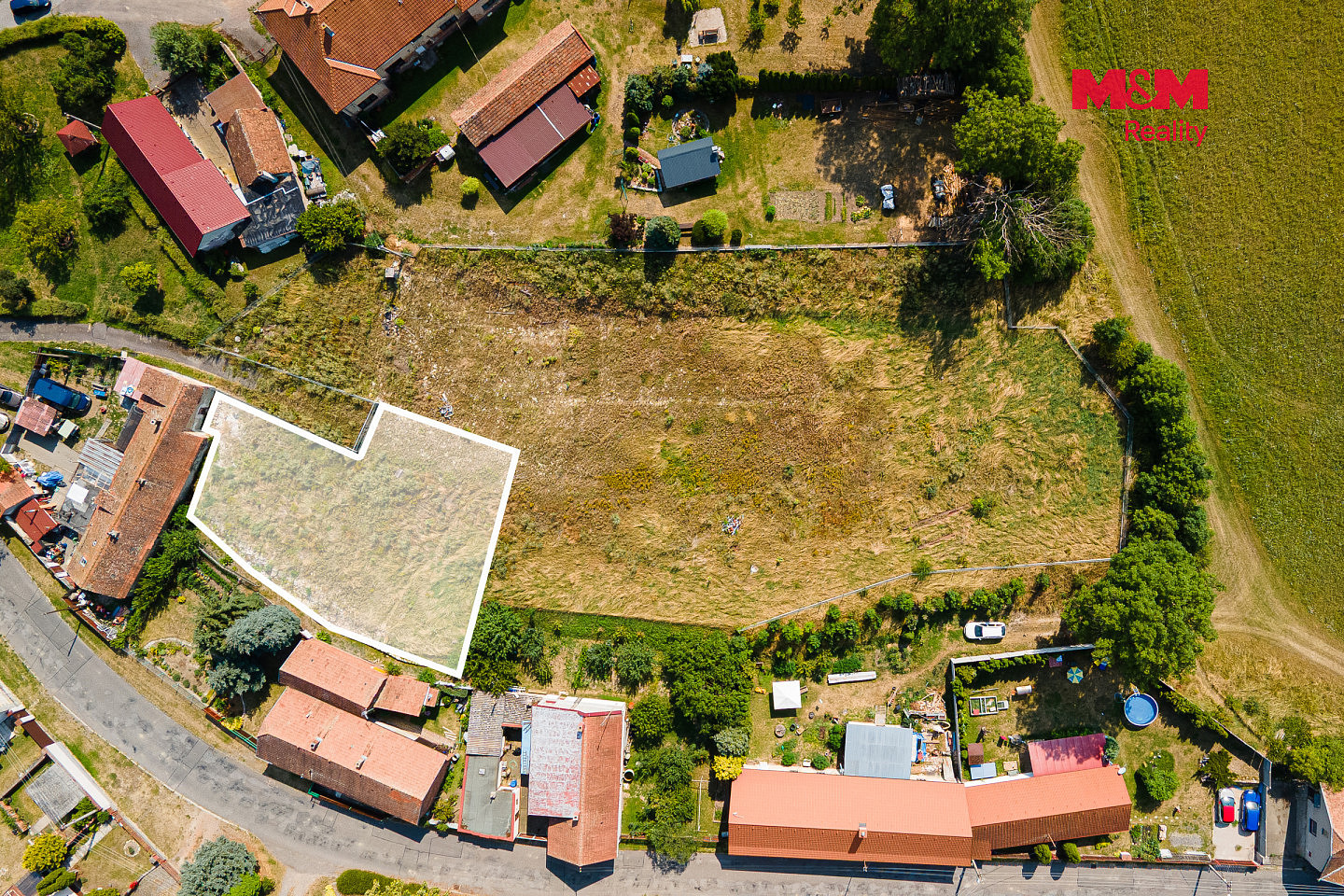 Prodej stavebního pozemku 812 m² – fotografie 3