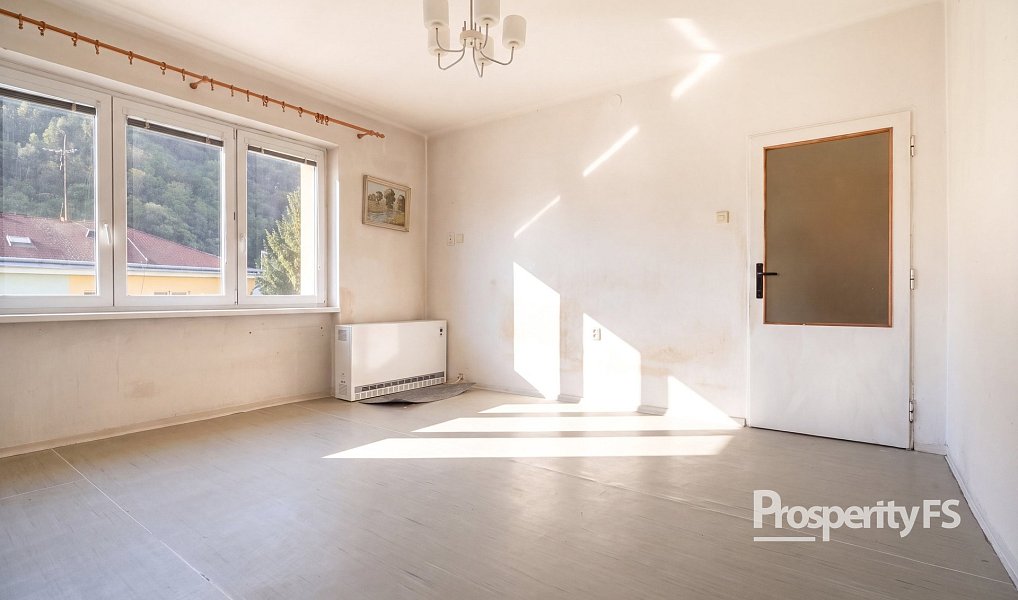 Prodej bytu 1+1 31 m², Velké Březno – náhled fotky 9