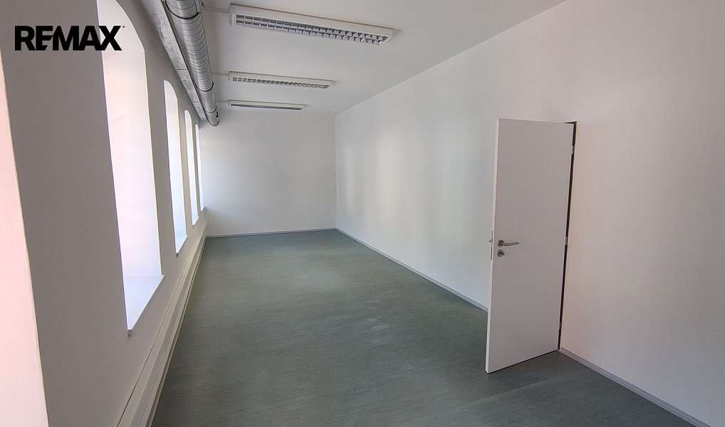 Pronájem kanceláře 229 m², Děčín – náhled fotky 11