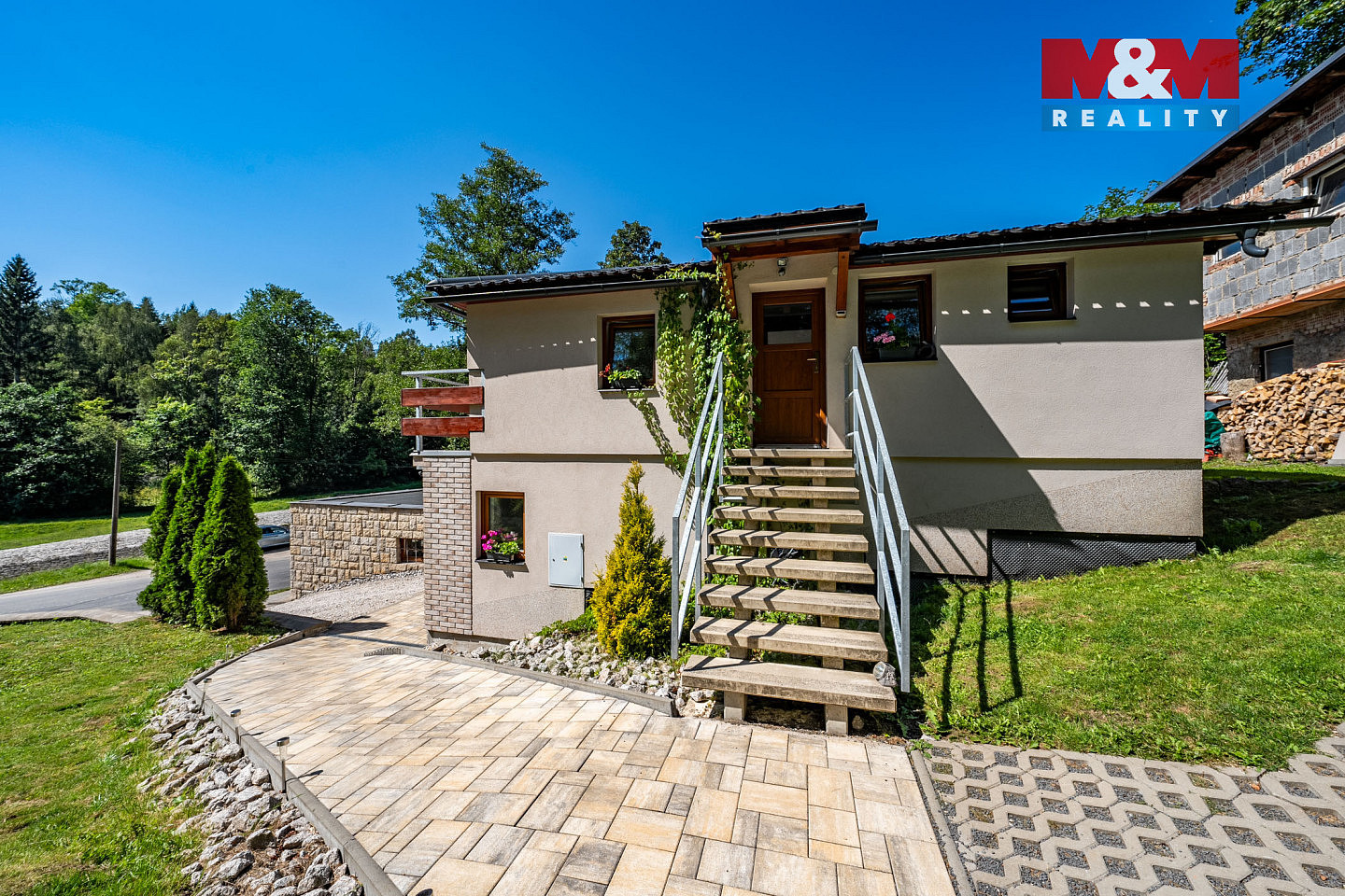 Prodej nájemního domu, činžáku 340 m² — photo 4