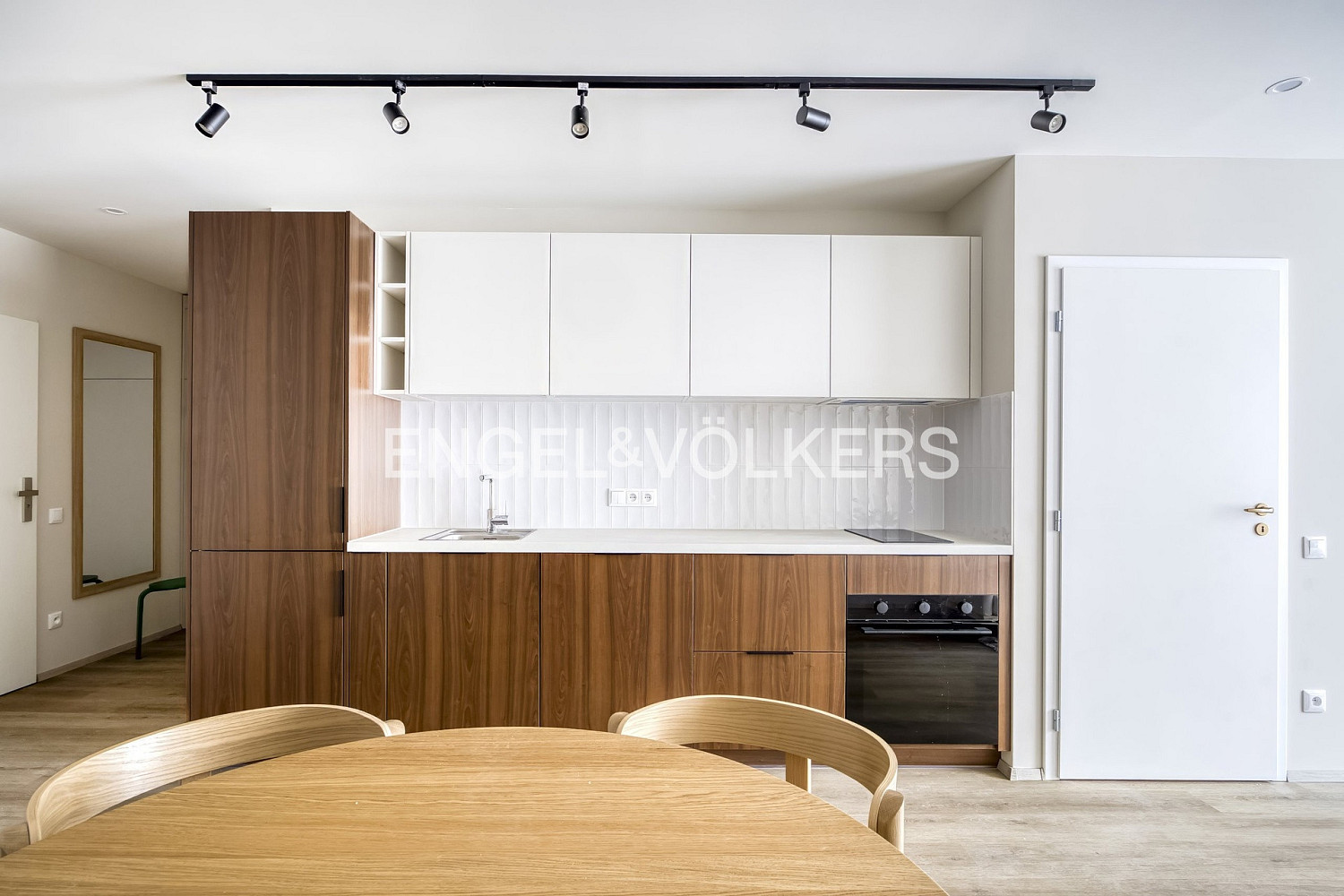 Pronájem bytu 2+kk 47 m² — photo 2