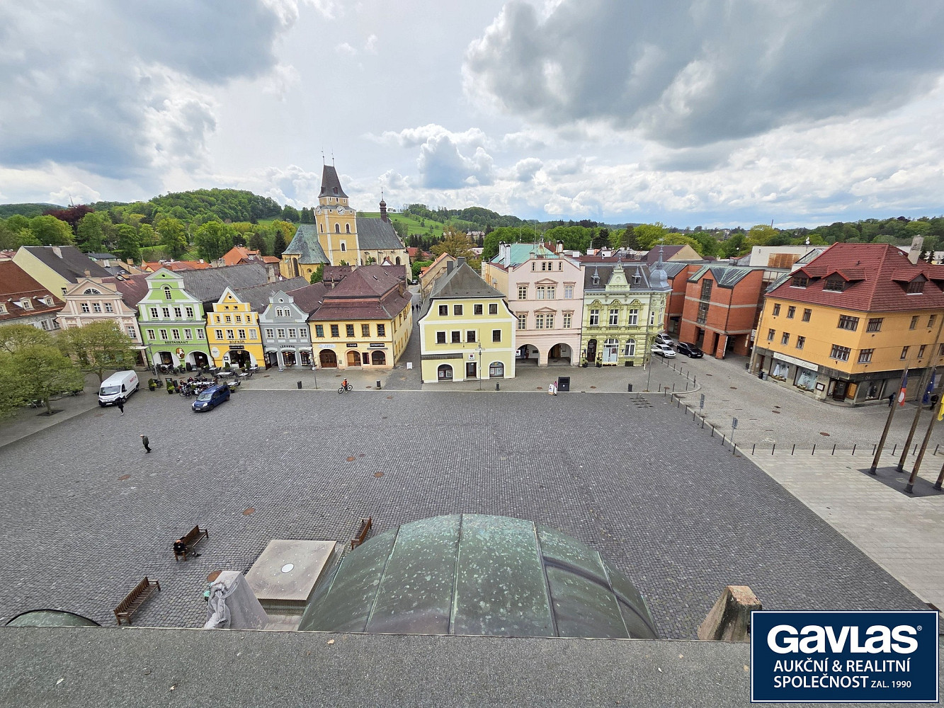 Prodej kanceláře 961 m² – fotografie 2