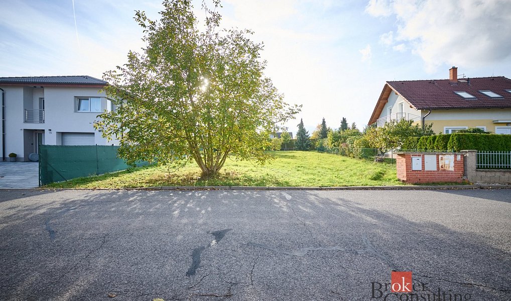 Prodej stavebního pozemku 938 m², Mladá Boleslav – náhled fotky 2