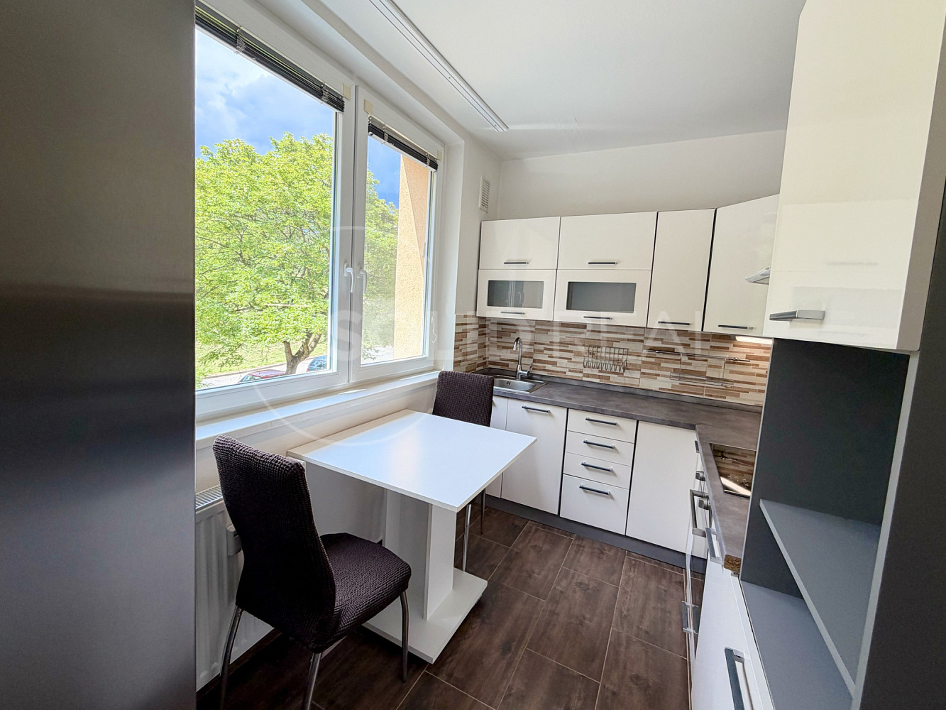 Pronájem bytu 2+1 56 m² — photo 3