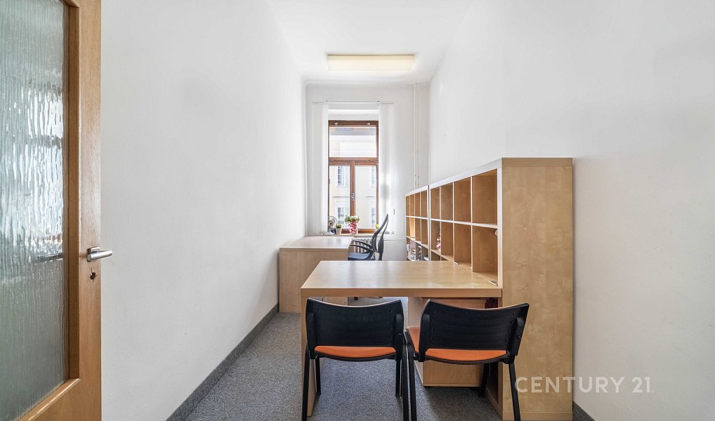 Pronájem kanceláře 59 m², Plzeň – náhled fotky 9