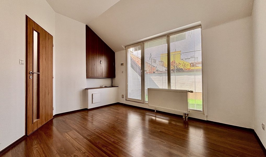 Prodej bytu 4+kk 128 m², Olomouc – náhled fotky 15