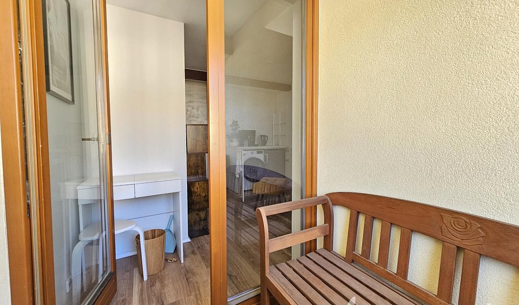 Pronájem bytu 2+kk 35 m², Praha – náhled fotky 9