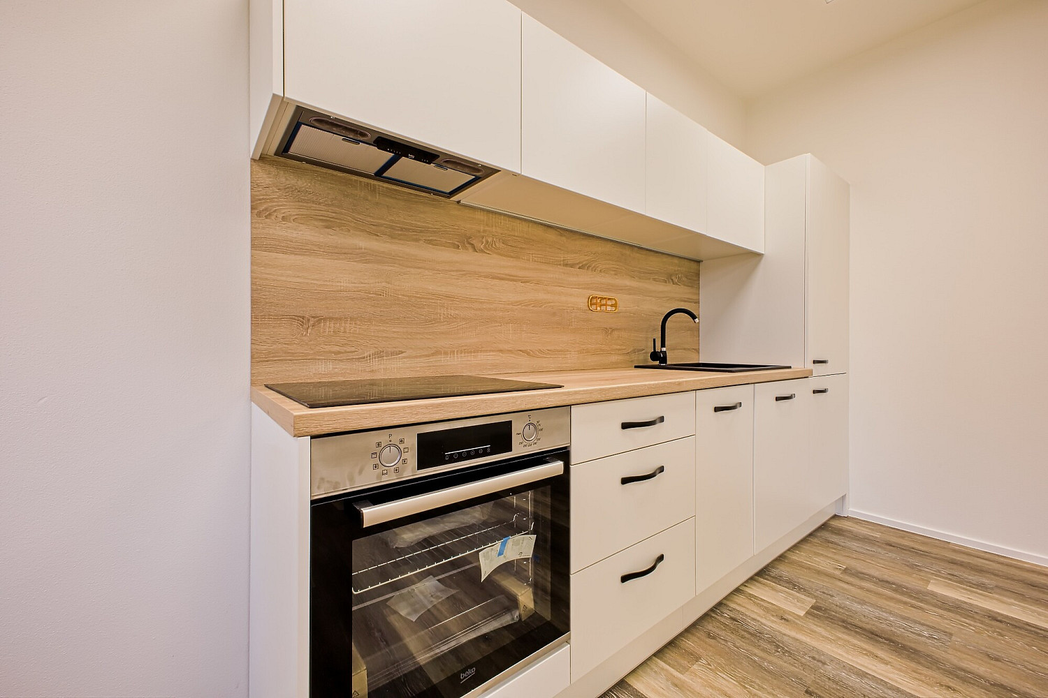 Pronájem bytu 1+kk 31 m² — photo 2