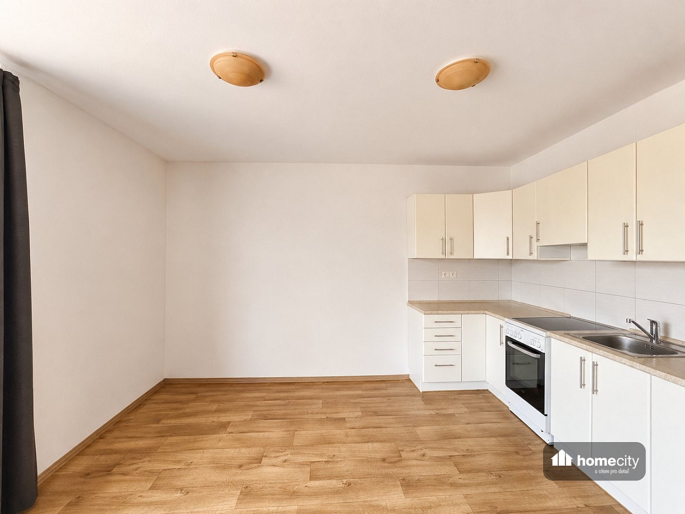 Pronájem bytu 1+kk 25 m² — photo 3