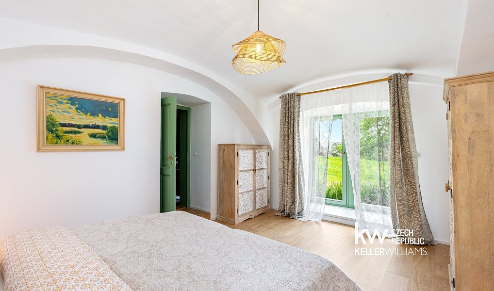 Prodej domu 271 m² s pozemkem 3 312 m², Křeč – náhled fotky 17