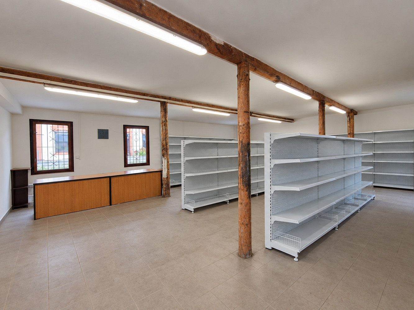 Pronájem skladovacích prostor 305 m² – fotografie 4