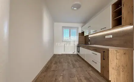 Pronájem bytu 2+1 51 m², Sklářská, Nový Bor, okres Česká Lípa