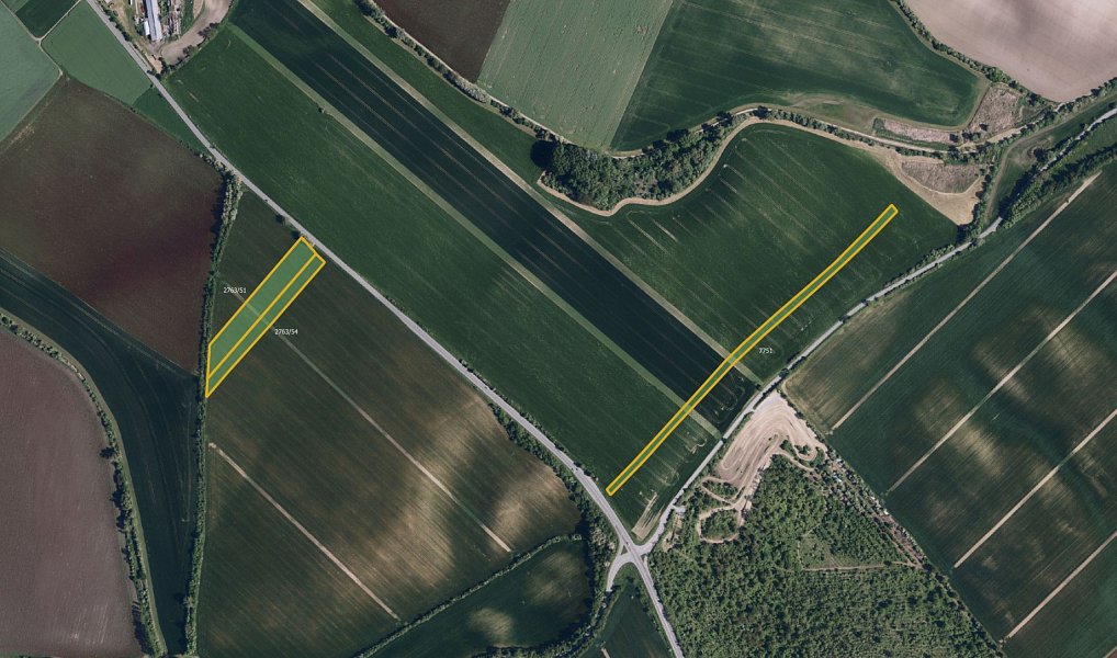 Prodej pozemku, 19820 m², Břeclav, Klobouky u Brna