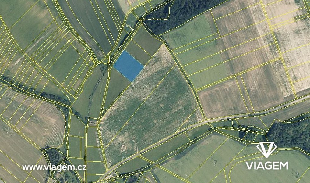 Prodej pole 1 252 m², Kladníky – náhled fotky 4