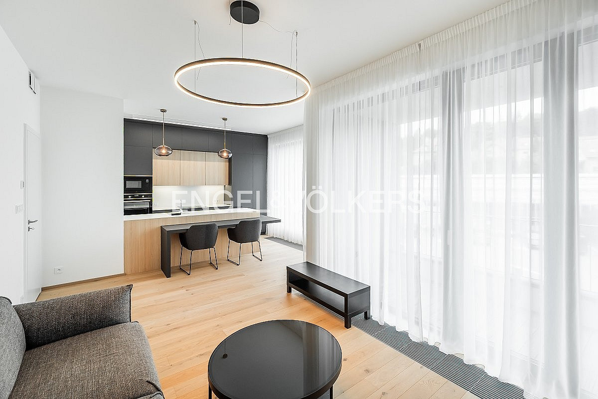 Pronájem bytu 2+kk 65 m²