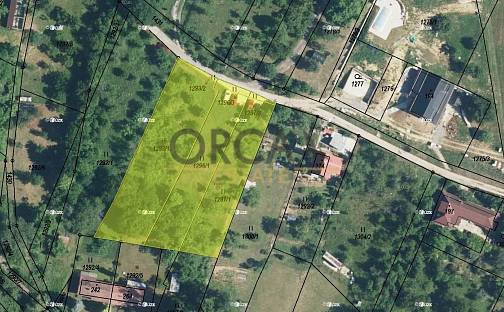 Prodej pozemku 2 466 m², Medlovice, okres Uherské Hradiště