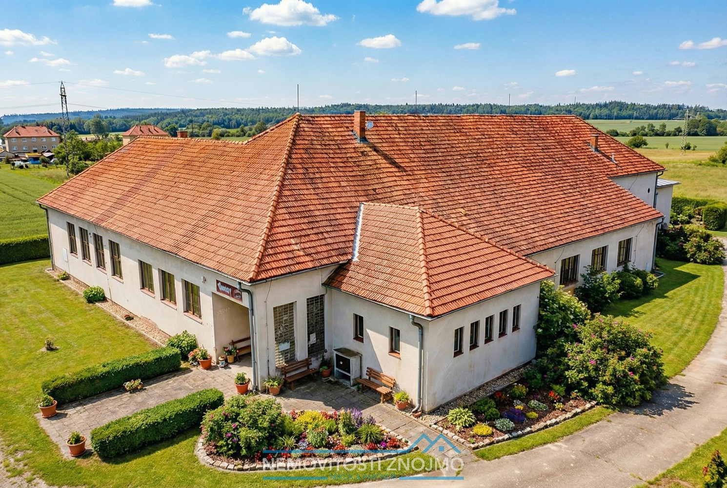 Prodej skladovacích prostor 797 m²