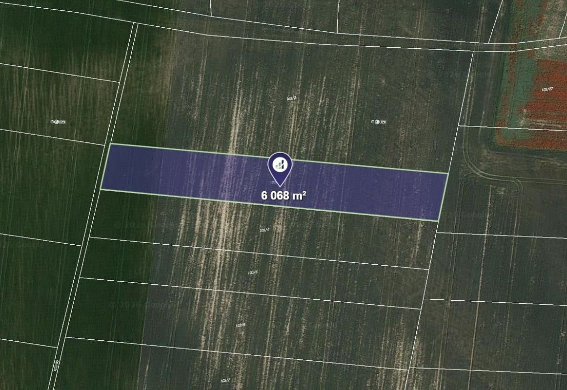 Prodej pole 2 049 m²