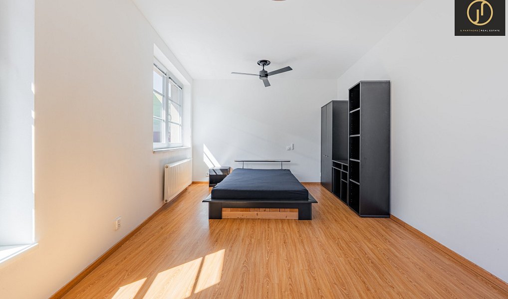 Prodej bytu 3+kk 88 m², Kladno – náhled fotky 9