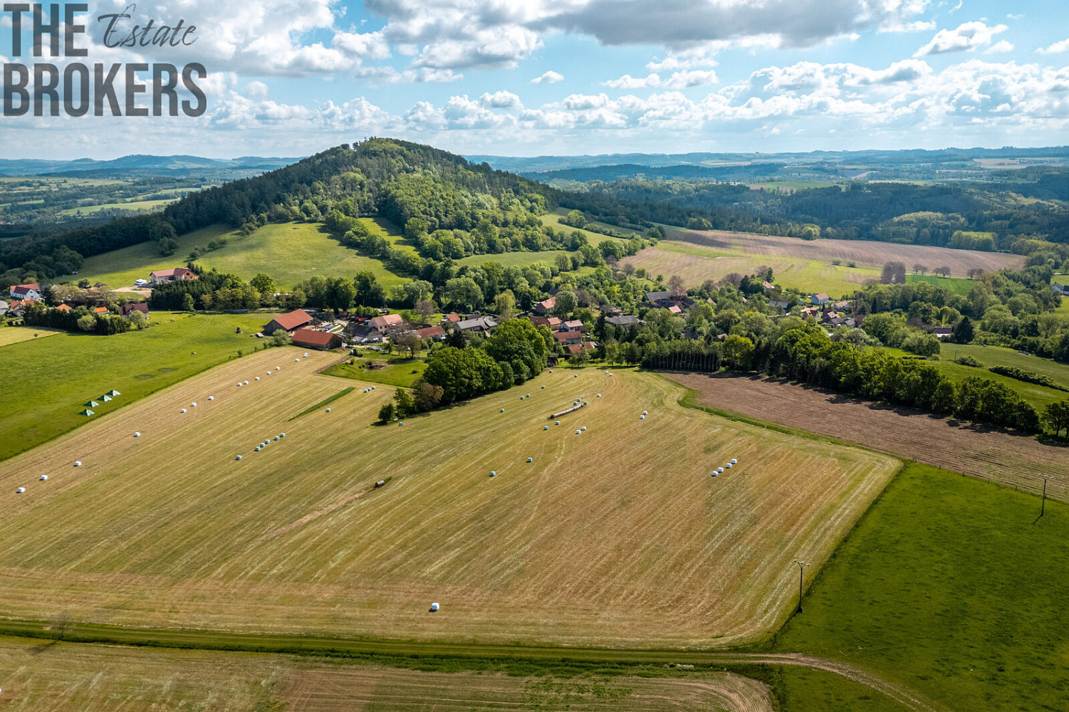 Prodej pole 29 192 m² – fotografie 2