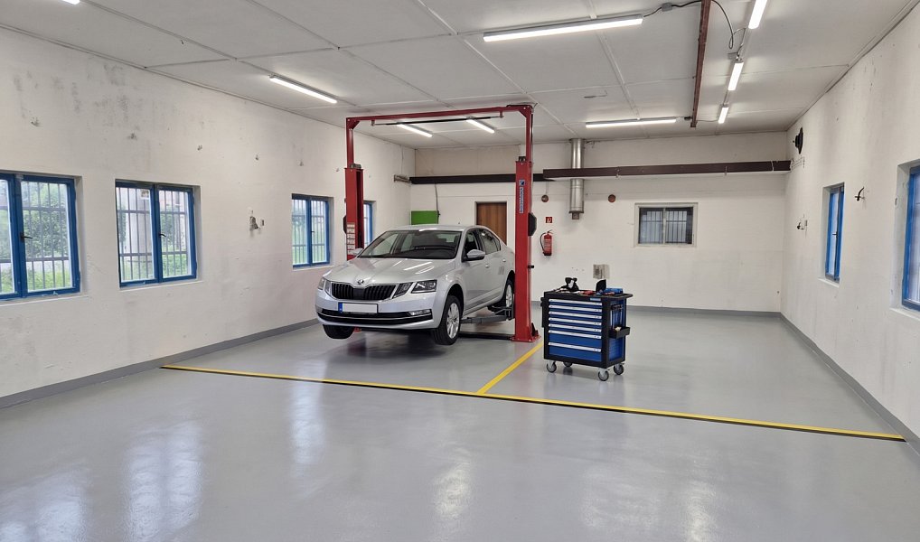 Pronájem komerčního objektu (jiného typu) 80 m², Beroun – náhled fotky 2