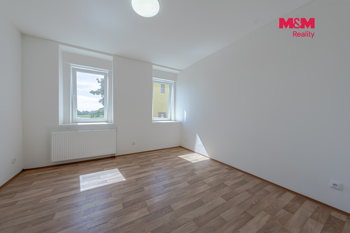 Pronájem domu 302 m² s pozemkem 421 m² – fotografie 4