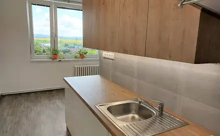 Pronájem bytu 3+1 70 m², Náves Svobody, Olomouc - Holice