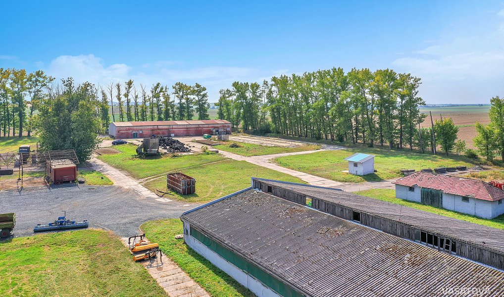 Prodej zemědělského objektu 600 m², Jasenná – náhled fotky 5