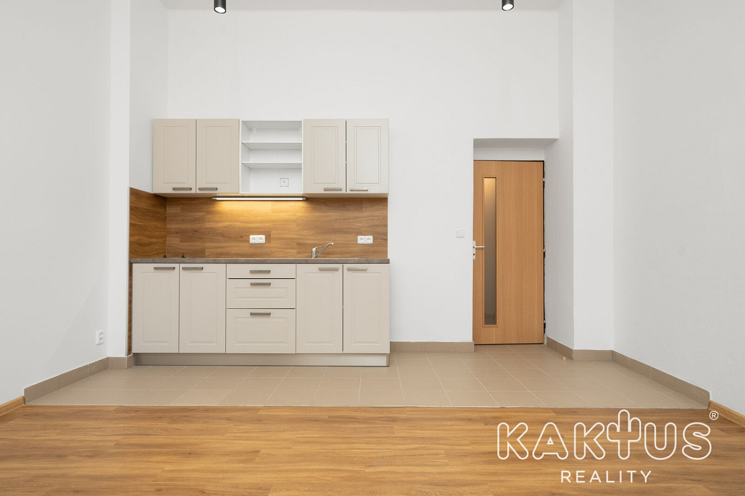 Pronájem bytu 1+kk 32 m²
