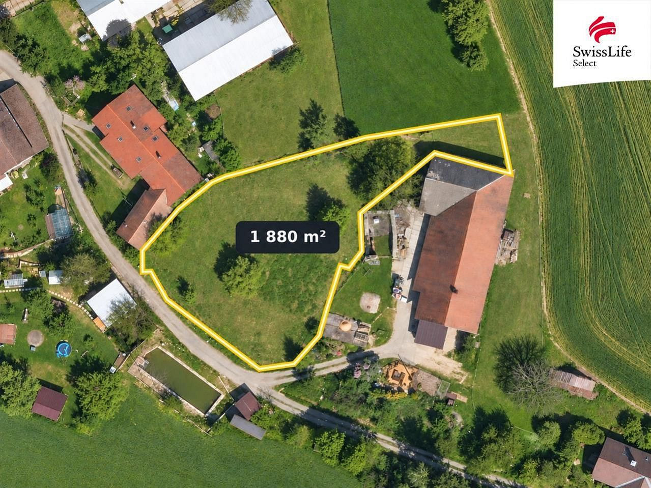 Prodej stavebního pozemku 1 880 m² – fotografie 2
