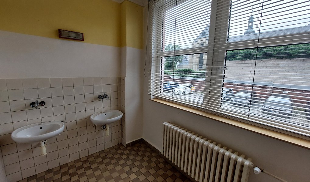 Pronájem kanceláře 20 m², Krnov – náhled fotky 4