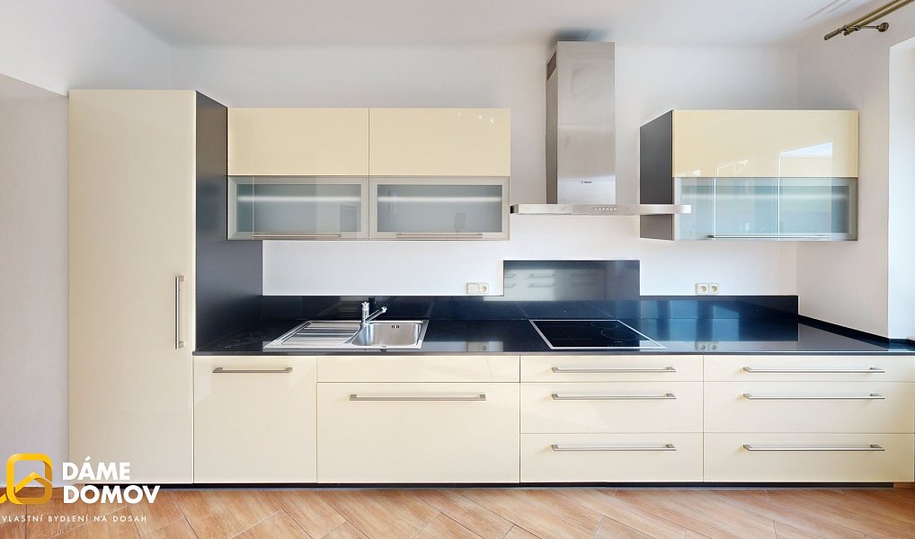 Pronájem bytu 3+1 77 m², Hulín – náhled fotky 2