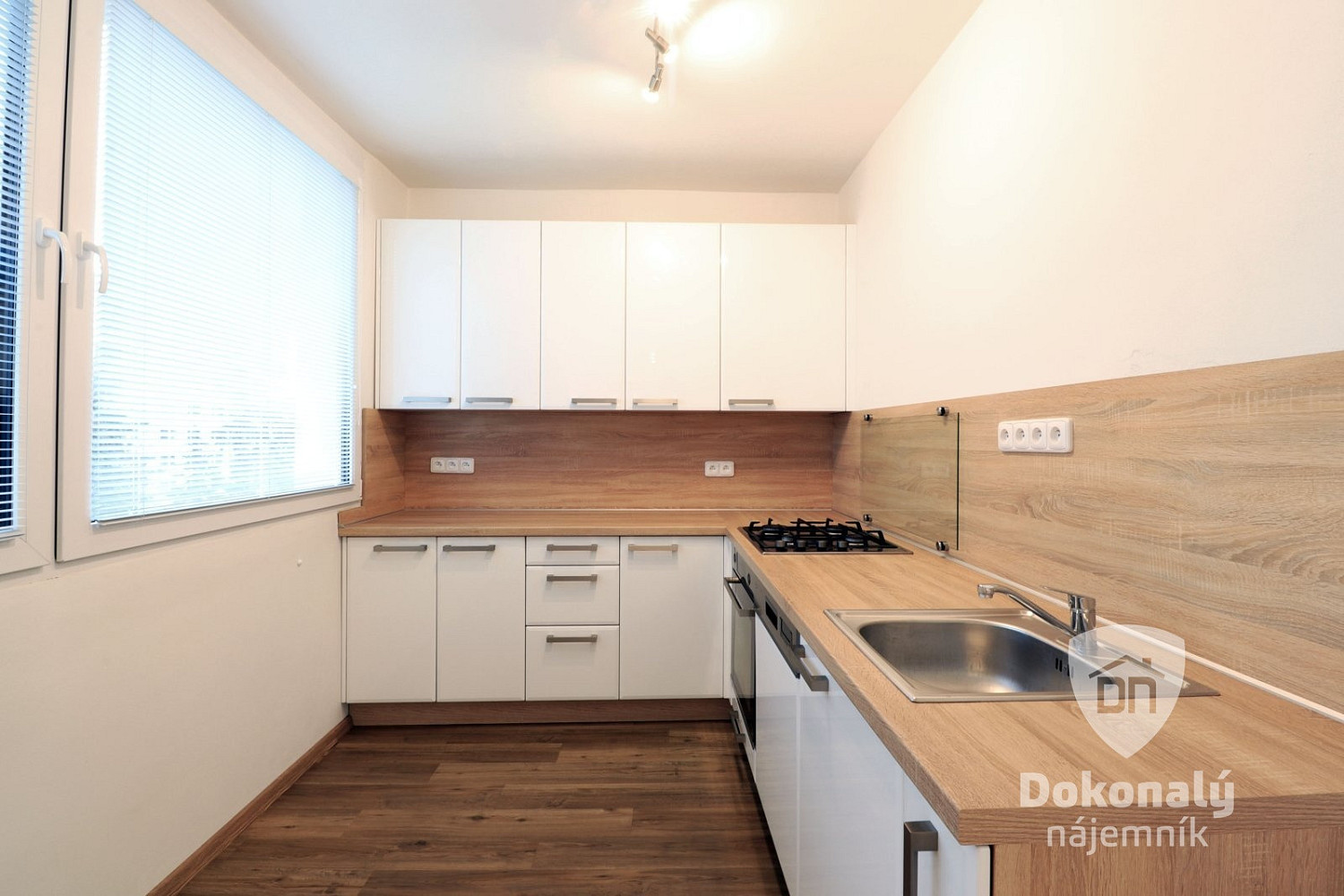 Pronájem bytu 1+1 37 m²
