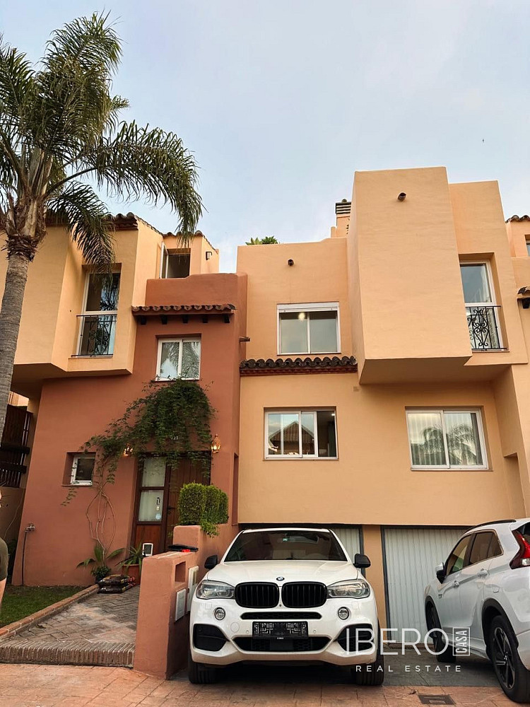 Casa 4+kk – Marbella, Nueva Andalucía - Vista 4