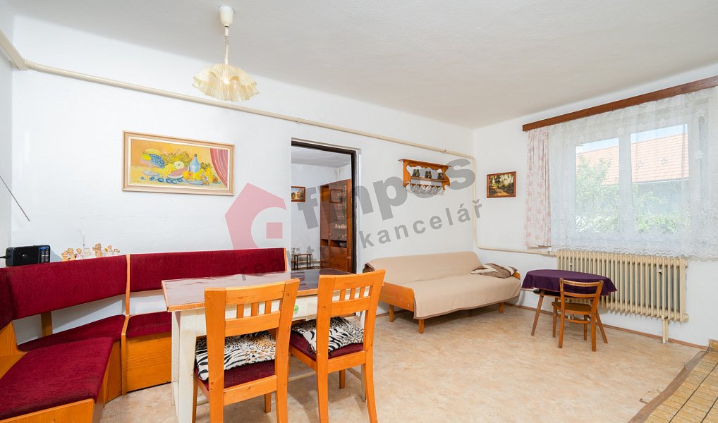 Prodej domu 250 m² s pozemkem 927 m², Kunžak – náhled fotky 4