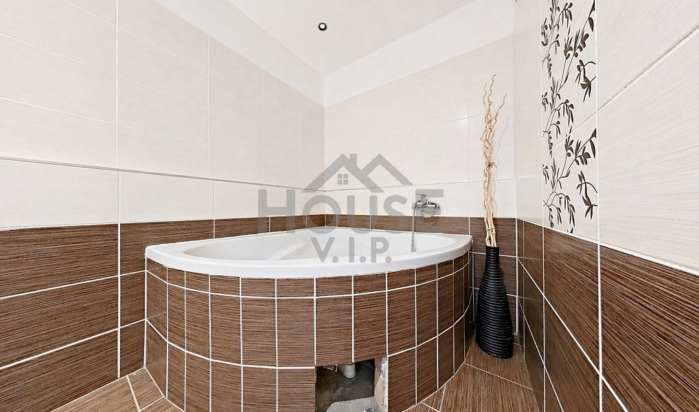 Prodej bytu 3+1 91 m², Praha – náhled fotky 27