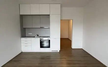 Pronájem bytu 1+kk 30 m², Chebská, Mariánské Lázně, okres Cheb