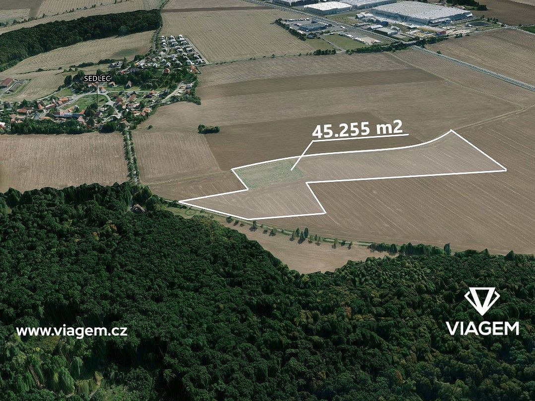 Prodej pole 5 821 m²