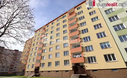 Pronájem bytu 3+1 76 m², Jungmannova, Ostrov, okres Karlovy Vary
