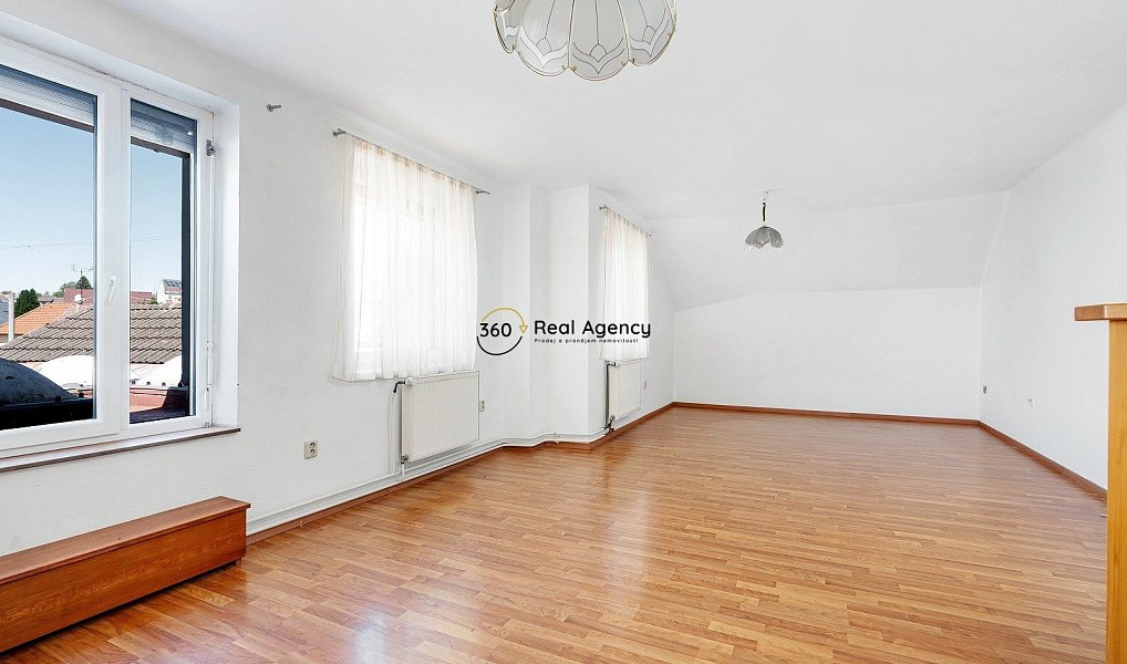 Prodej obchodních prostor 390 m², Kamenice nad Lipou – náhled fotky 4