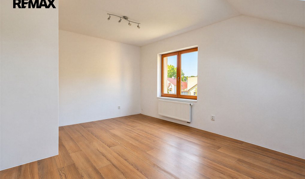 Prodej domu 155 m² s pozemkem 614 m², Rybitví – náhled fotky 12