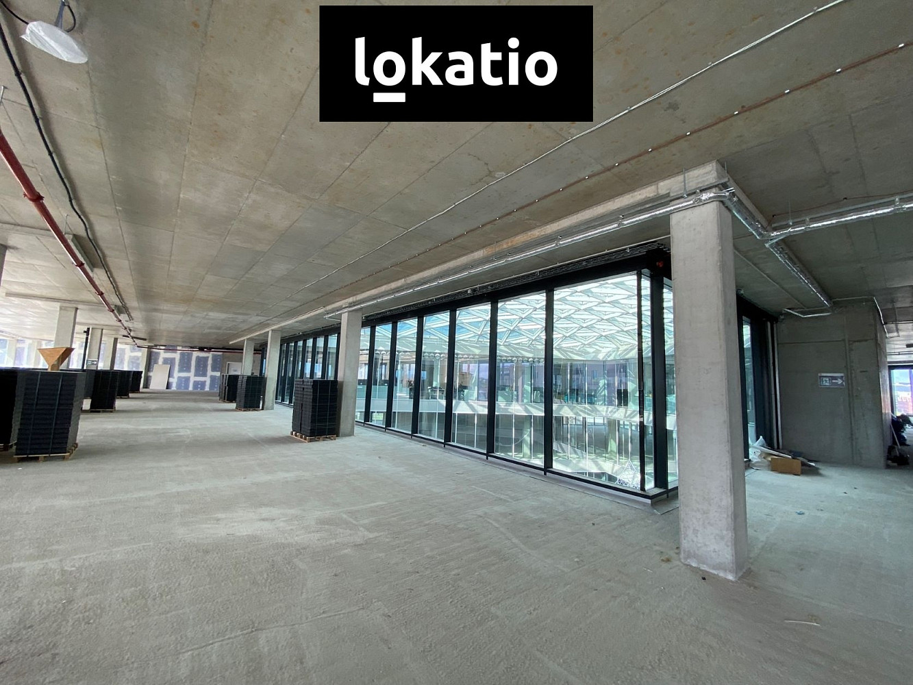 Pronájem kanceláře 690 m² — photo 2