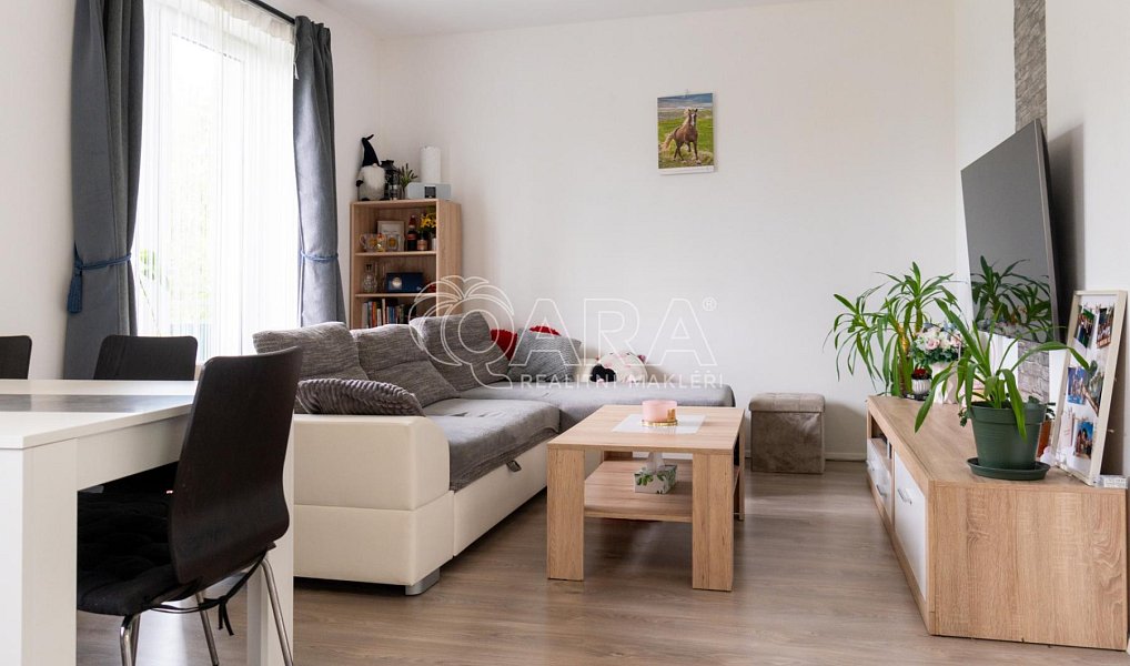 Prodej bytu 2+kk 53 m², Milovice – náhled fotky 6