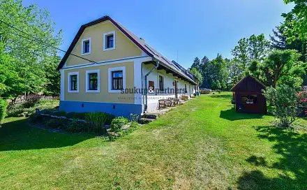 Prodej domu 500 m² s pozemkem 2 174 m², Plískov, okres Rokycany