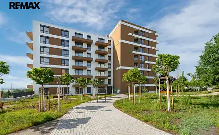 Prodej bytu 2+kk 49 m², Arnošta Valenty, Praha 9 - Černý Most