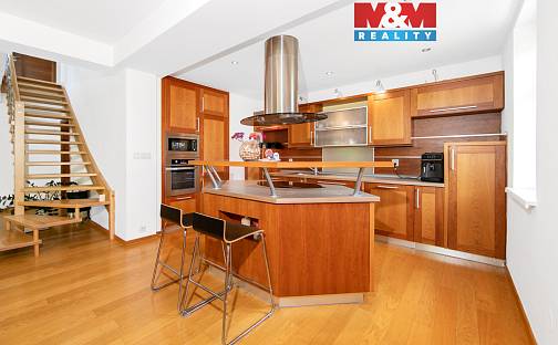 Pronájem bytu 4+kk 151 m², Bolevecká, Plzeň - Severní Předměstí