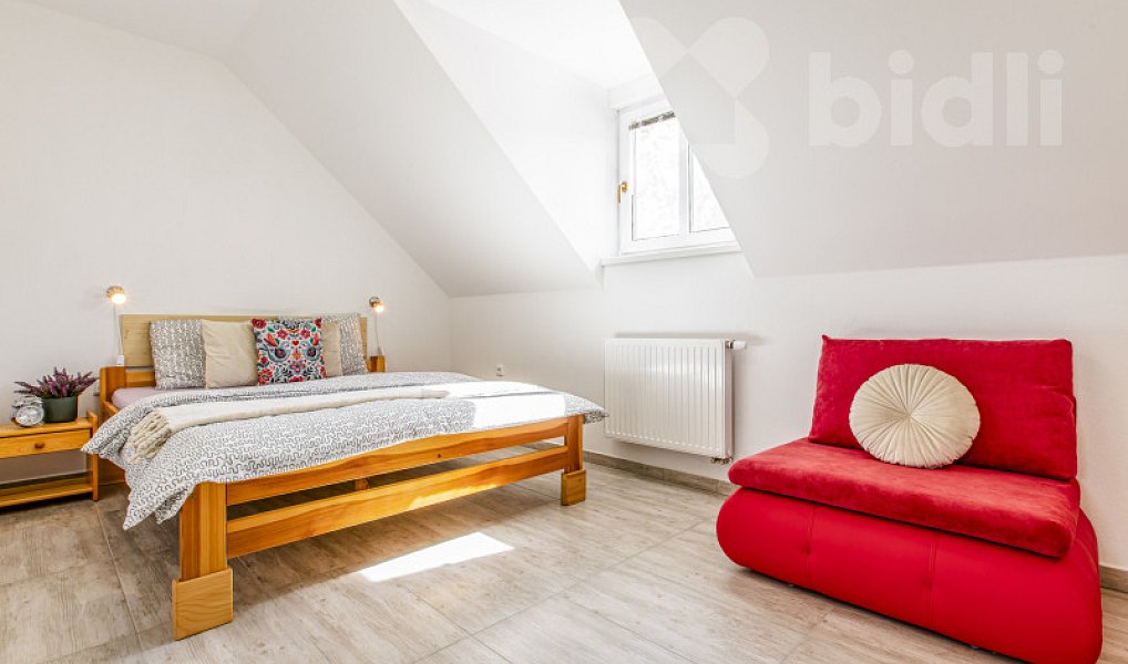 Prodej domu 230 m² s pozemkem 4 000 m², Horní Stropnice – náhled fotky 17
