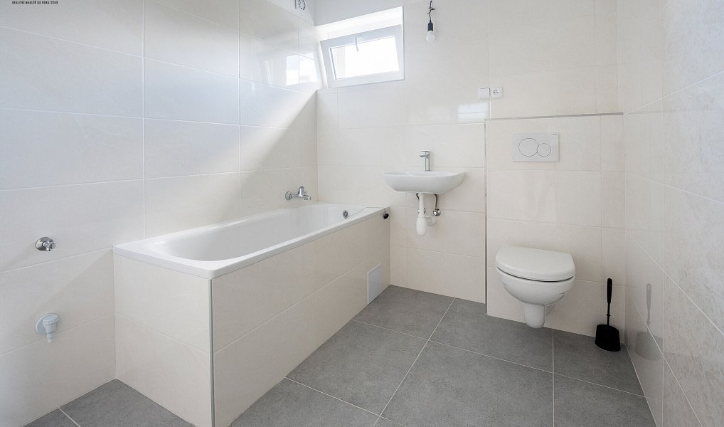 Prodej domu 170 m² s pozemkem 450 m², Únětice – náhled fotky 20