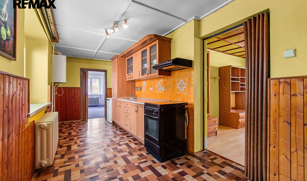 Prodej domu 186 m² s pozemkem 390 m², Břasy – náhled fotky 12