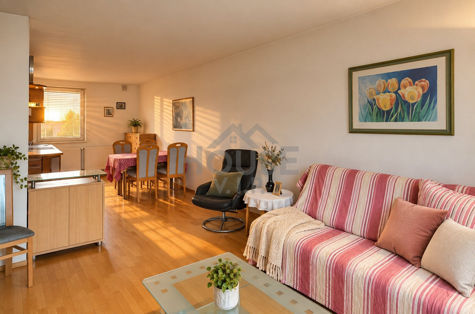 Prodej bytu 3+kk 72 m² – fotografie 2